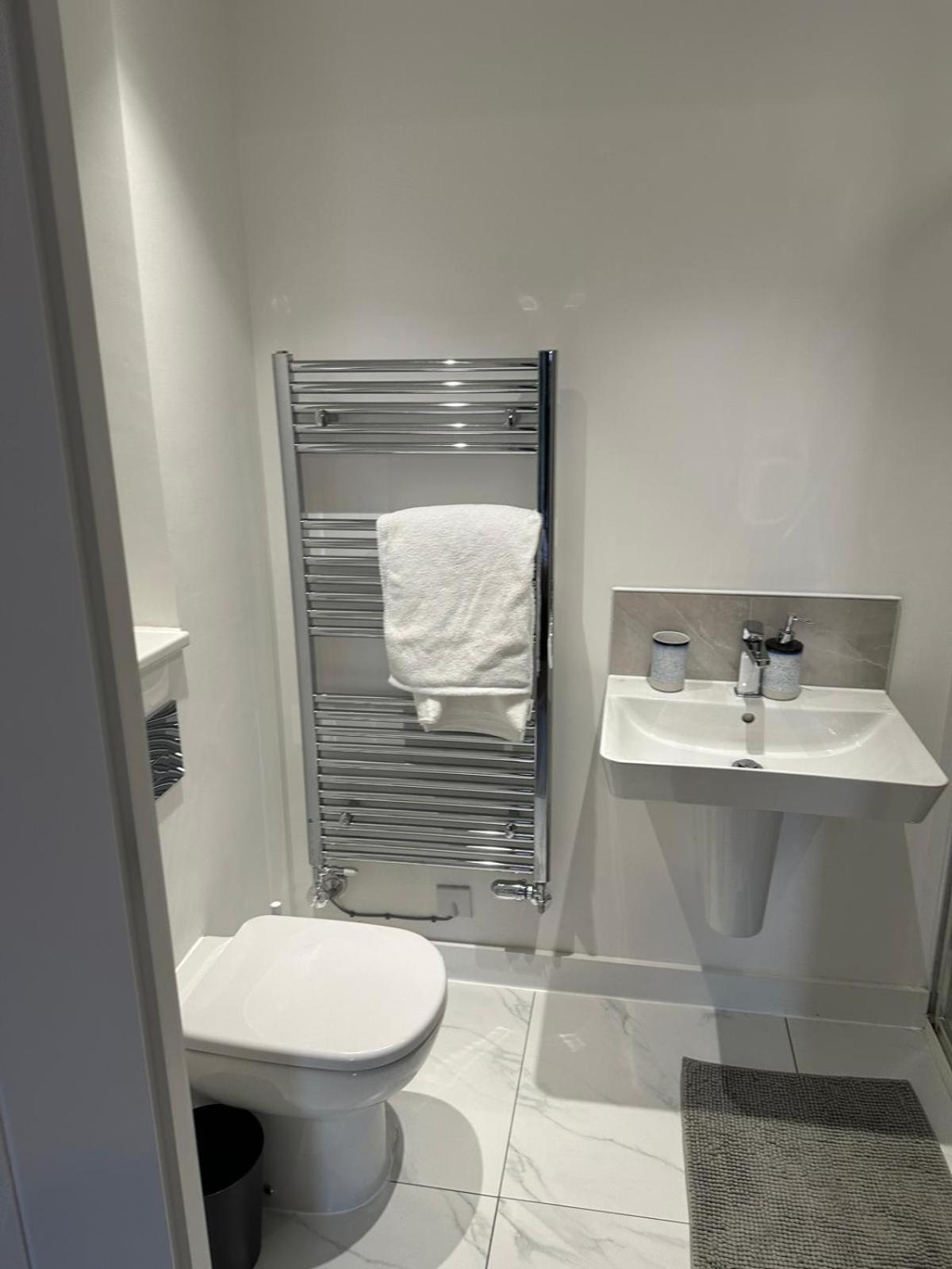 Lush King Ensuite In A Shared Home Manchester Dış mekan fotoğraf