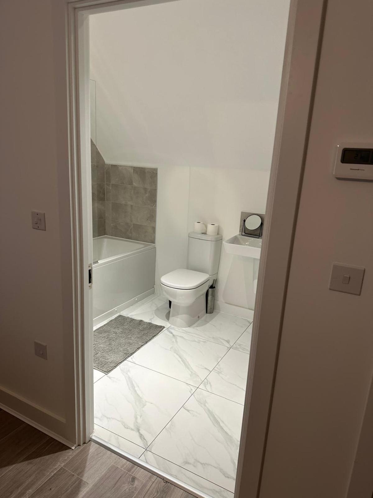 Lush King Ensuite In A Shared Home Manchester Dış mekan fotoğraf